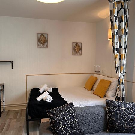 Orleans Centre Proche Gare - Appartement Fonctionnel Residence Calme Parking Prive Gratuit - Le Central Elegance מראה חיצוני תמונה