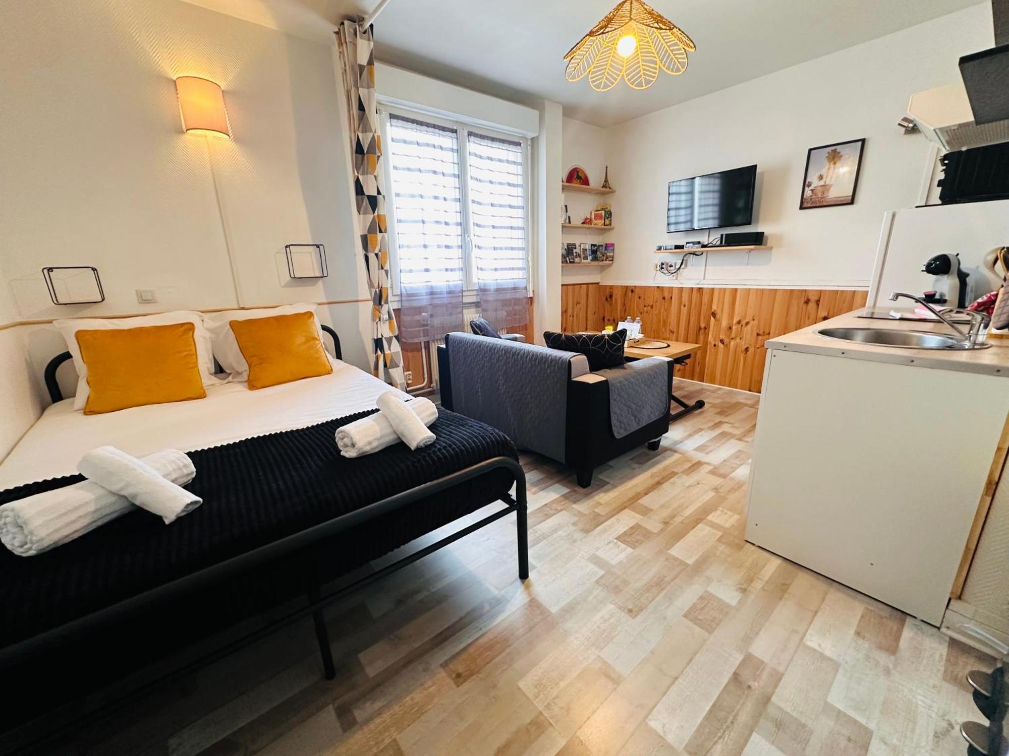 Orleans Centre Proche Gare - Appartement Fonctionnel Residence Calme Parking Prive Gratuit - Le Central Elegance מראה חיצוני תמונה